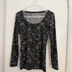 Felina Black and Tan Patterned Long Sleeve Layering Top